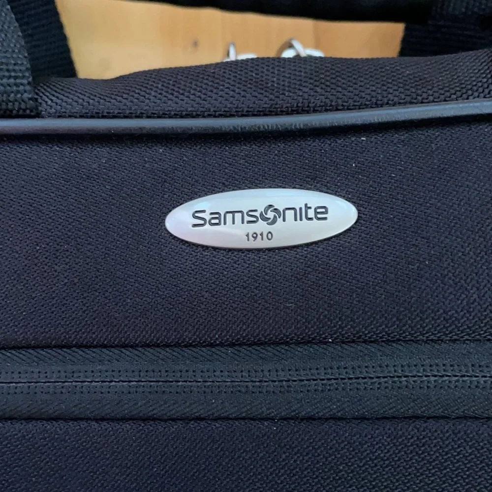 Samsonite Laptop Crossbody Bag